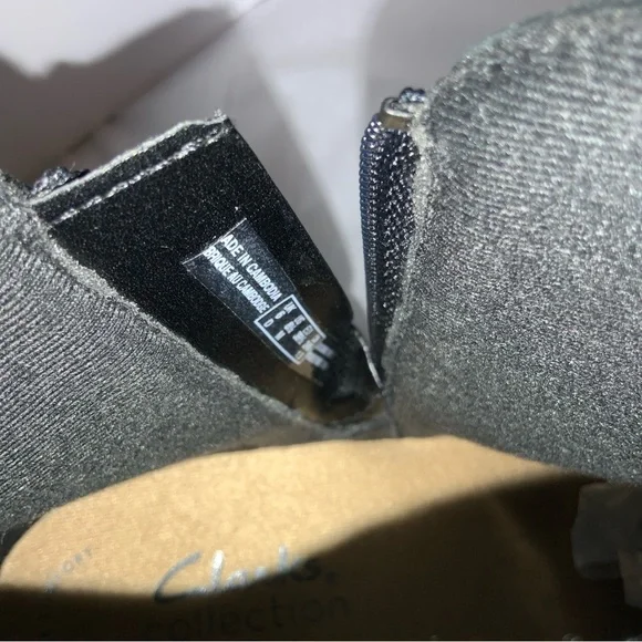 Clarks Linnae Way Black Ankle leather Boots Size 8.5
New without the box - Picture 11 of 16